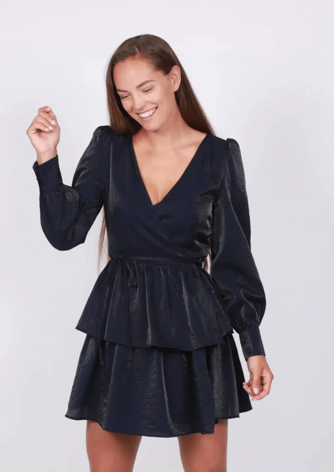 AKEISHA MINI WRAP DRESS