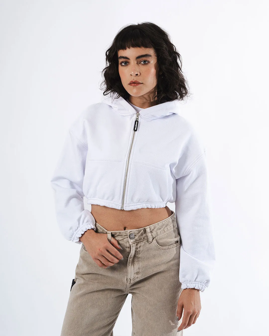 HOODIE CROP ENRESORTADO BLANCO